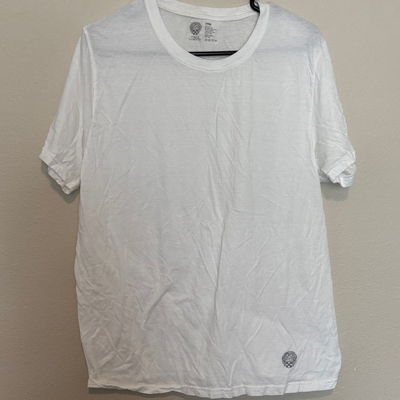 Vince Camuto Classic White Short Sleeve Tee men’s L #111 - Picture 1 of 6